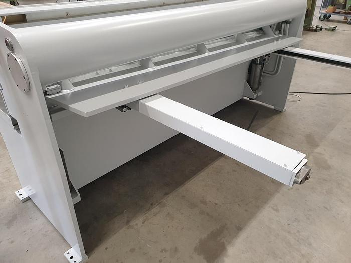 Gebraucht Hydraulische Tafelschere Safan HS 255-4