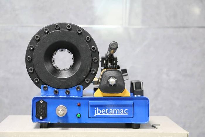 CRIMPATRICE OLEODINAMICA PER TUBI MODELLO IB 25 NUOVA CE IBETAMAC