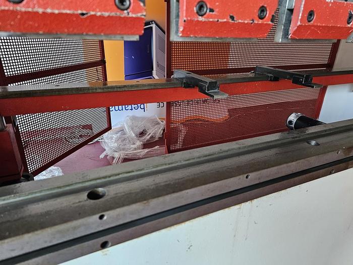 Usato PIEGATRICE CMU EASY 3100X135 T EASY