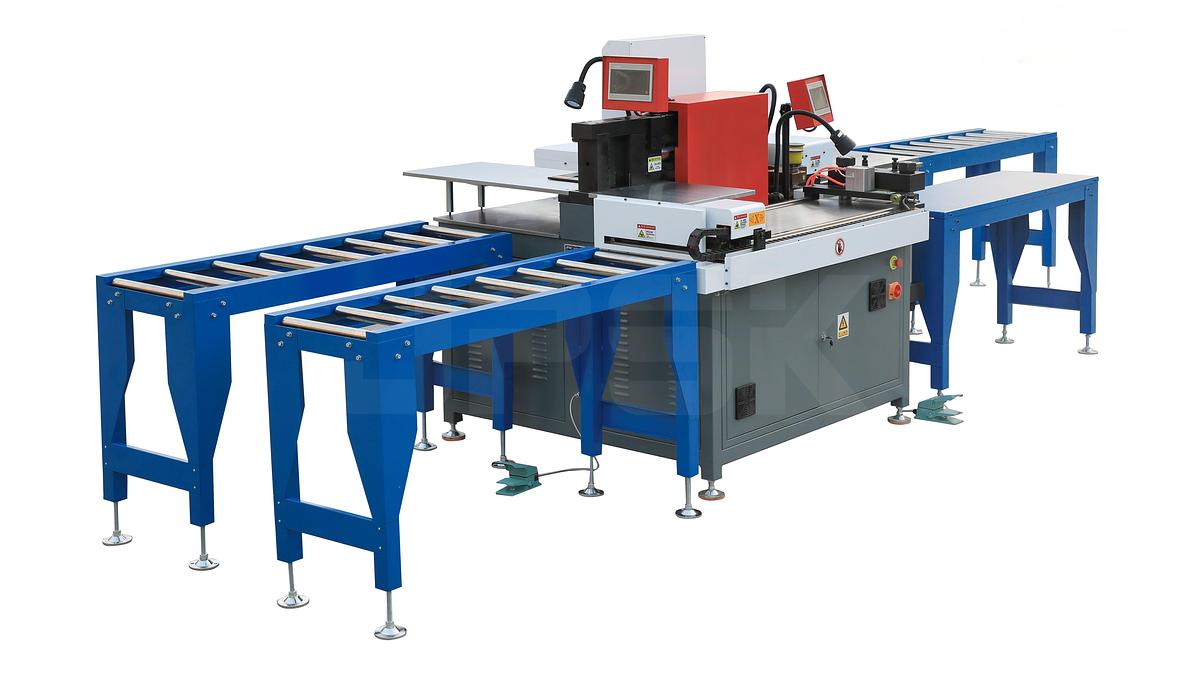 PUNZONATRICE CESOIA CNC PER BARRE IN RAME E ALLUMINIO IBETAMAC 500