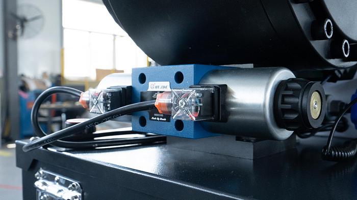 CRIMPATRICE OLEODINAMICA PER TUBI MODELLO IB 120D NUOVA CE IBETAMAC