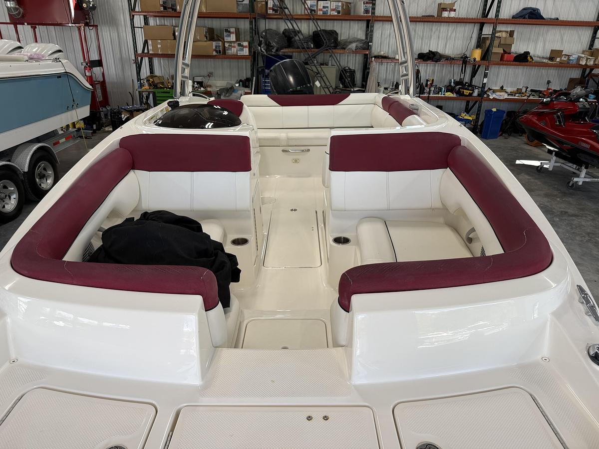 Used 2014 Bayliner 190 Deck Boat