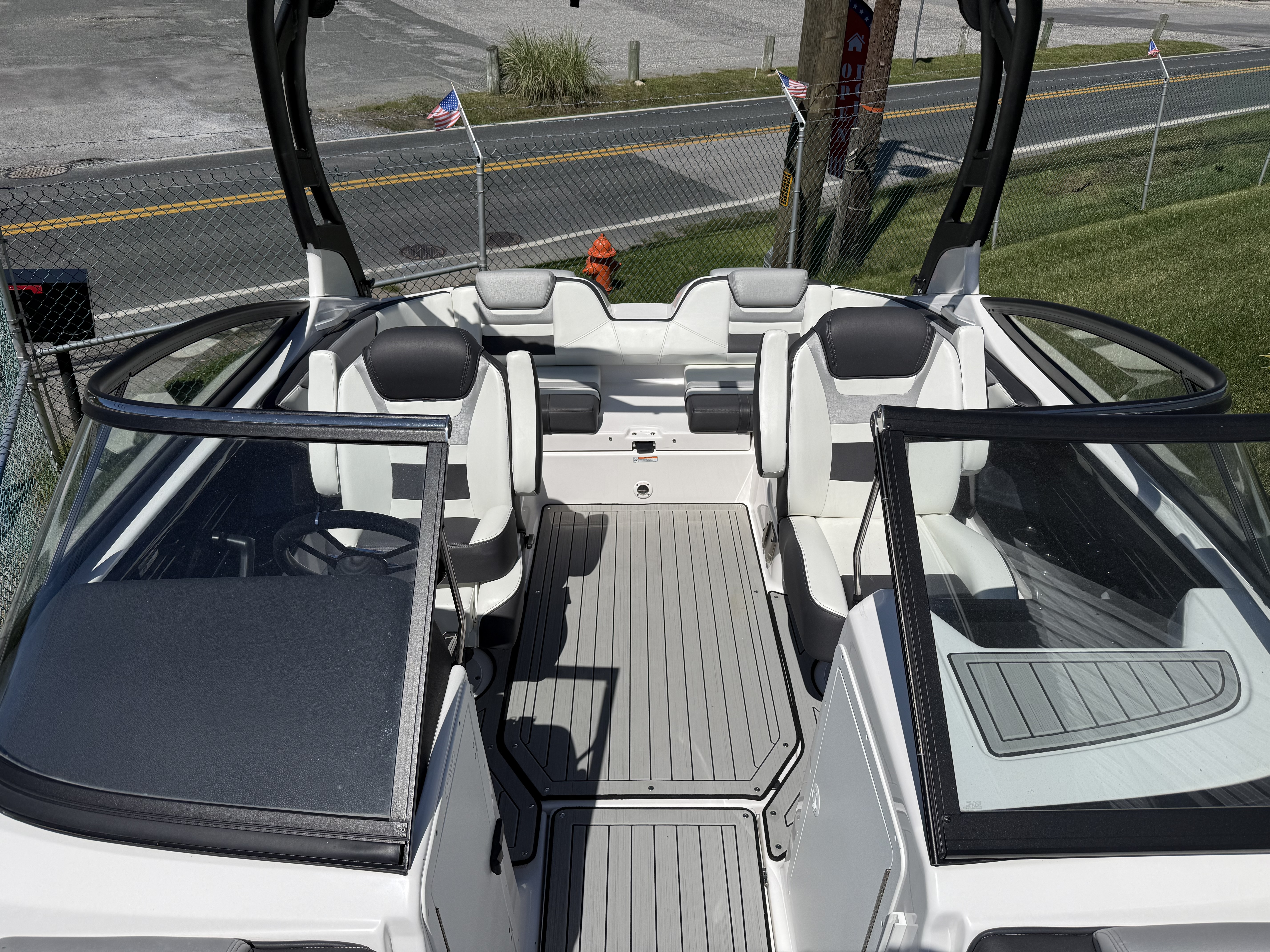 Used 2021 Yamaha 212S