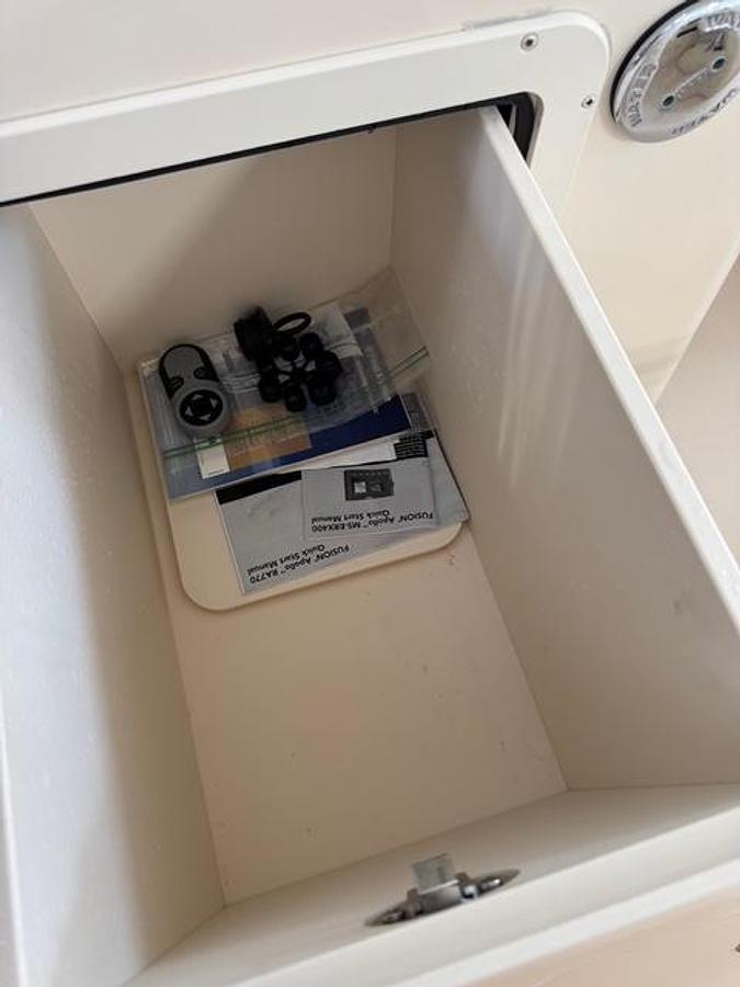 Used 2011 Grady White 275 Freedom