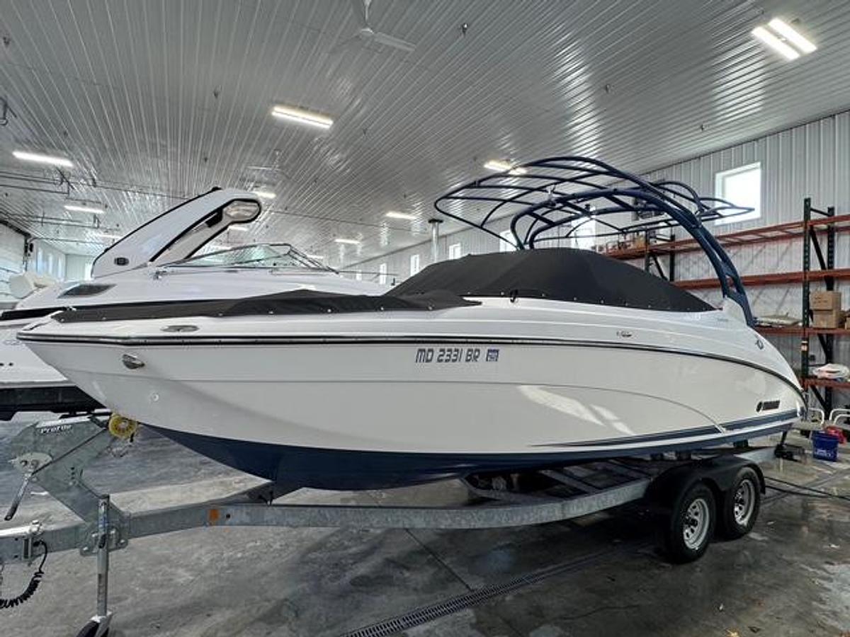 Used 2020 Yamaha 242SE
