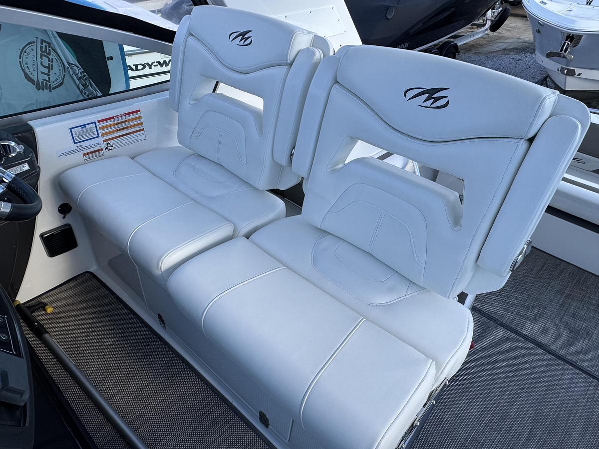 Used 2019 Monterey 355 Sport Yacht