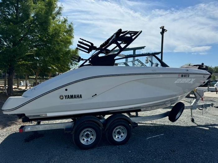 Used 2023 Yamaha Marine 222XE