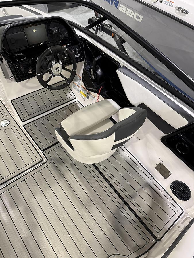 2026 Yamaha Boats 195S