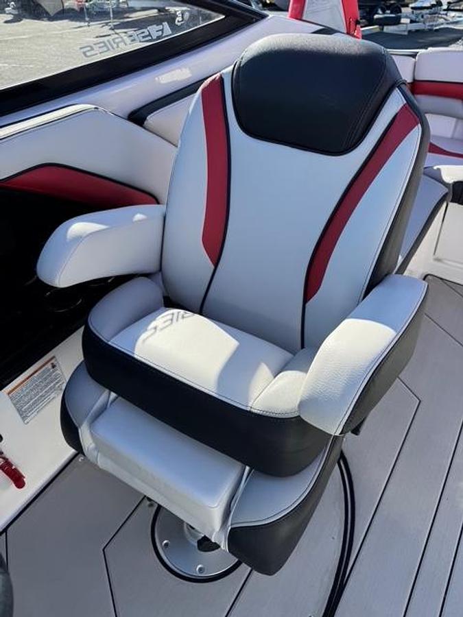 Used 2020 Yamaha 242XE