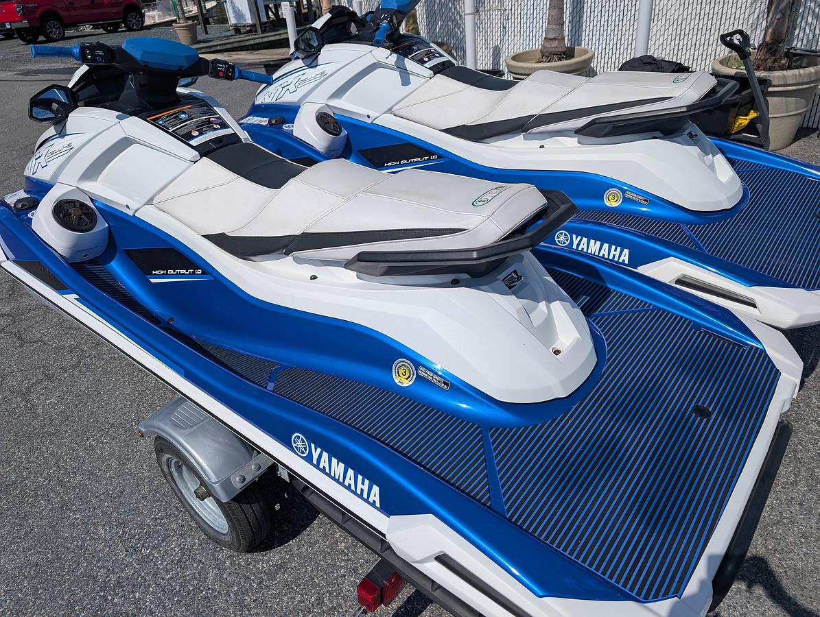 Used 2021 YAMAHA VX DELUXE