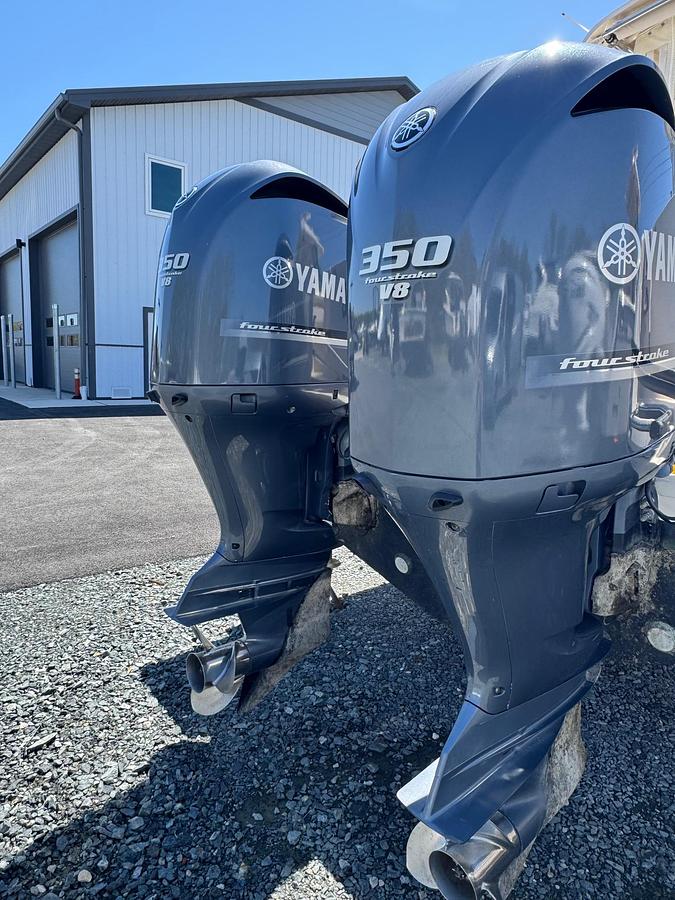 Used 2015 Grady White 330 Express