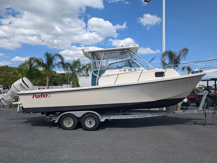 Used 1999 Parker 2510 WA