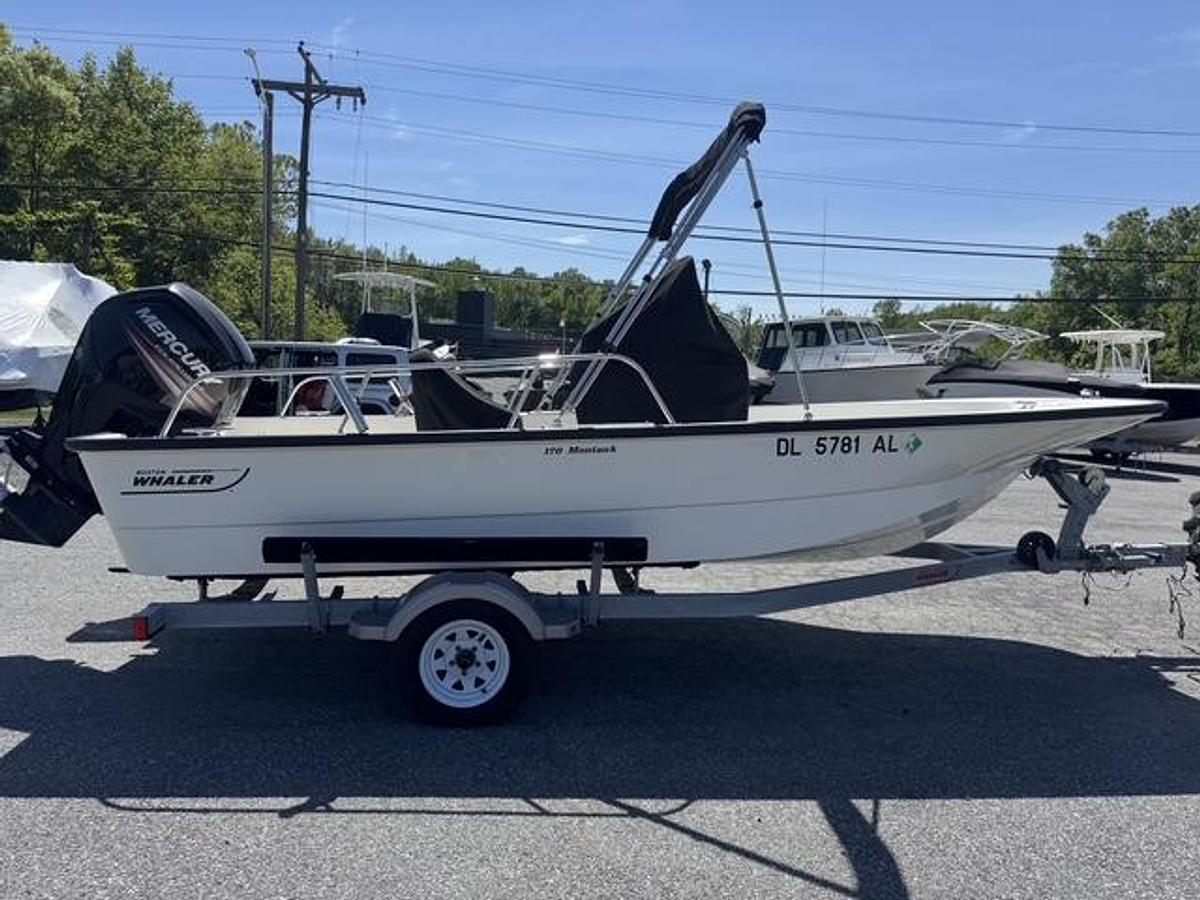 Used 2017 Boston Whaler 17 Montauk
