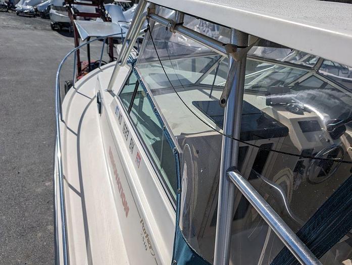 Used 1999 Parker 2510 WA
