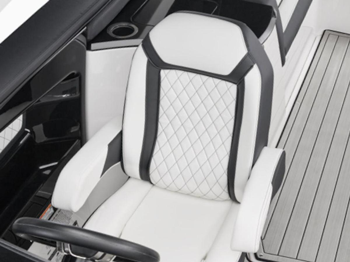 2025 Yamaha Marine 275SE Base