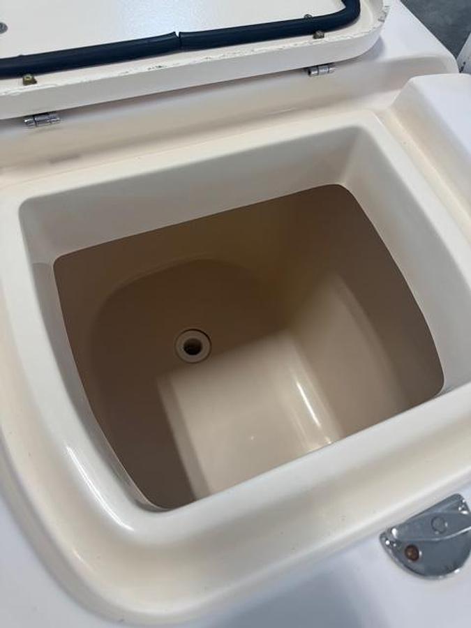 Used 2011 Grady White 275 Freedom