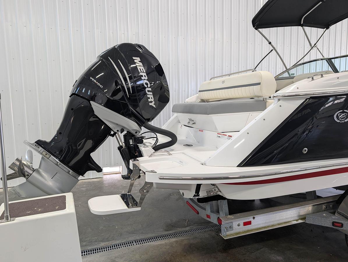 Used 2020 COBALT 25 SC