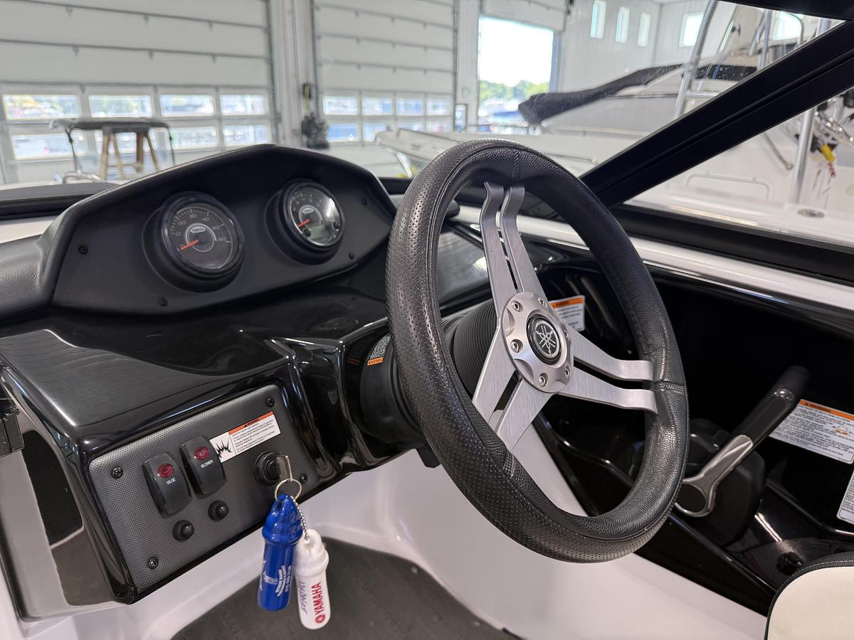 Used 2017 Yamaha AR195