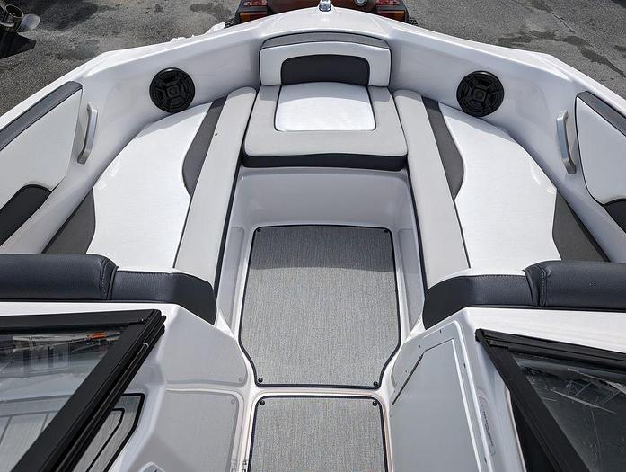 Used 2023 Yamaha Marine AR195