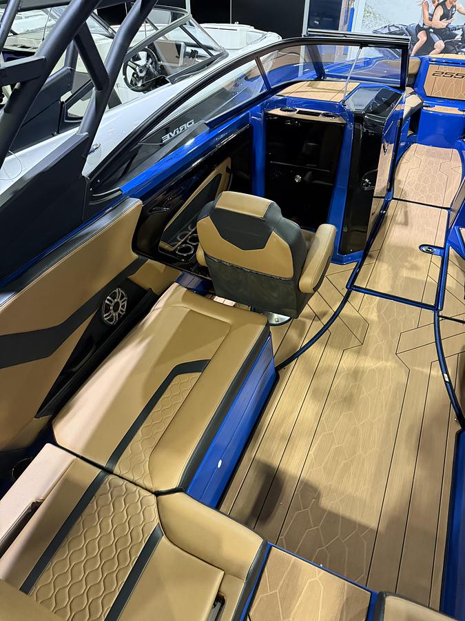 2026 Yamaha Boats 255XD