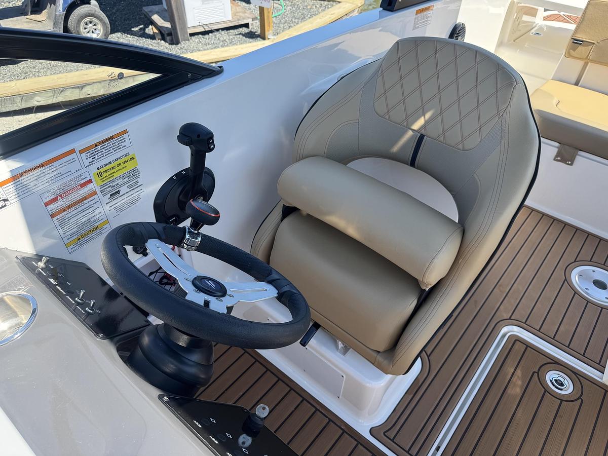 Used 2024 Bayliner VR6 OB