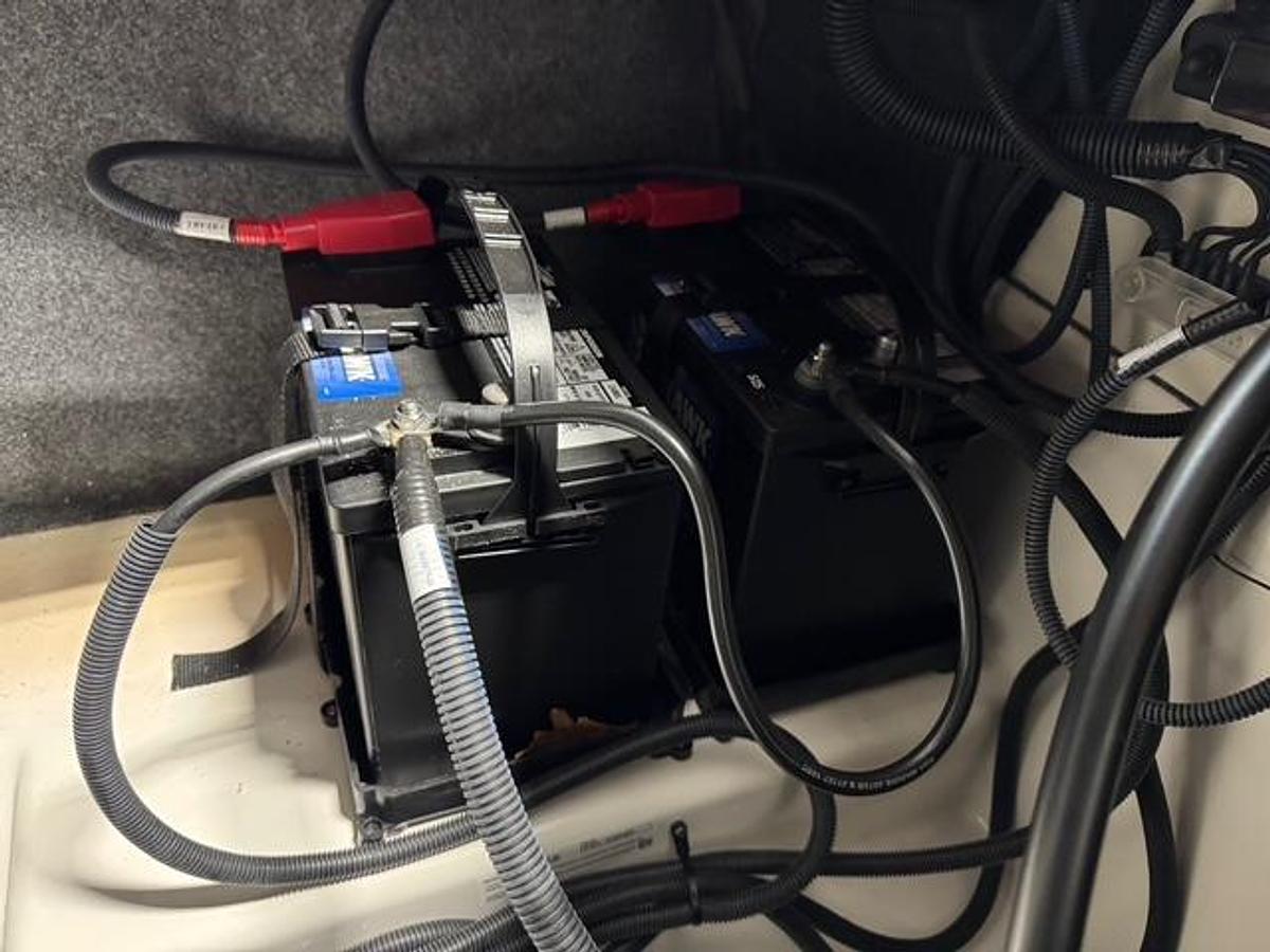 Used 2025 Yamaha 252SE