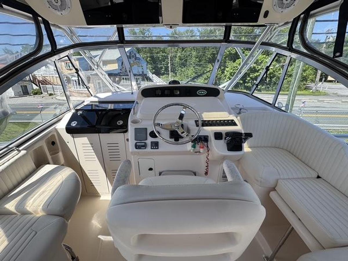 Used 2008 Grady White 330 Express
