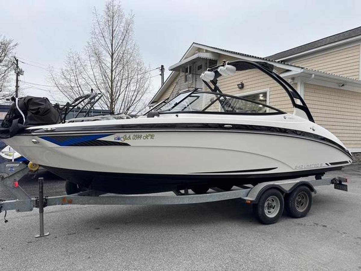 Used 2017 Yamaha 242 Limited S