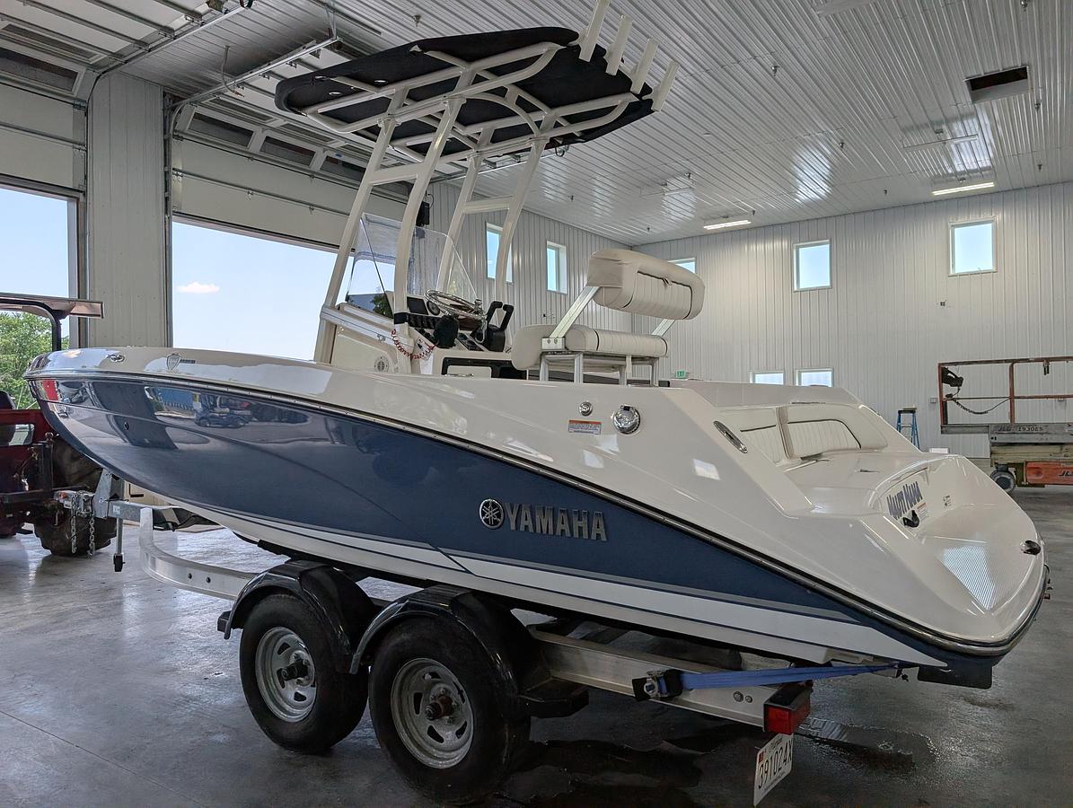 Used 2018 YAMAHA 210FSH SPORT