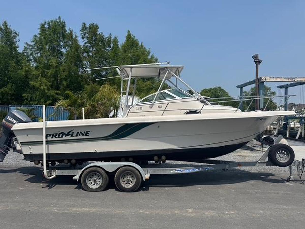 Used 1995 Pro Line 231