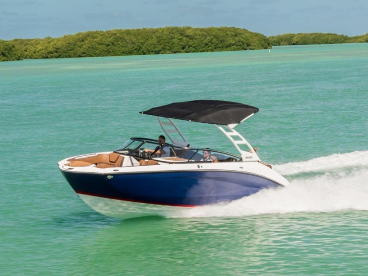 2025 Yamaha Marine 252SE Base