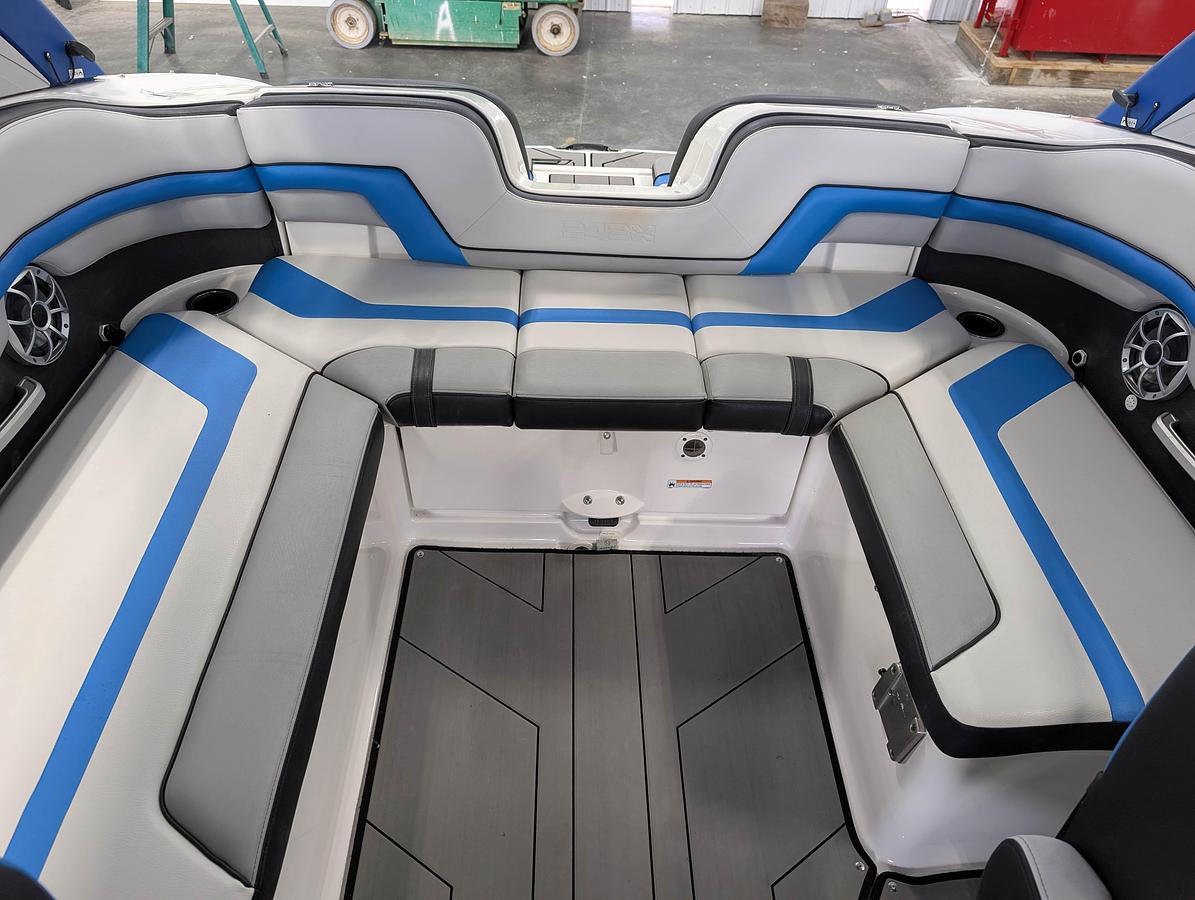 Used 2019 YAMAHA 242X E-SERIES