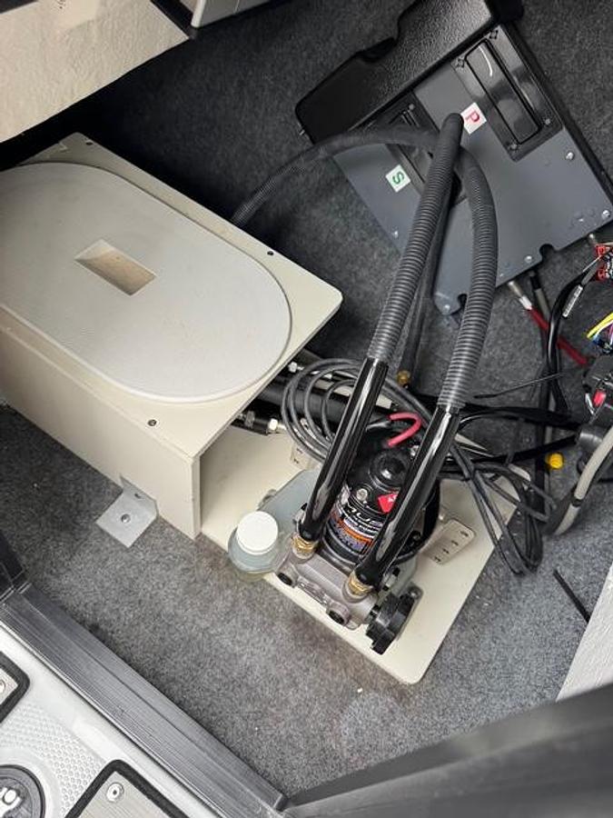 Used 2023 Yamaha Boats 222XD