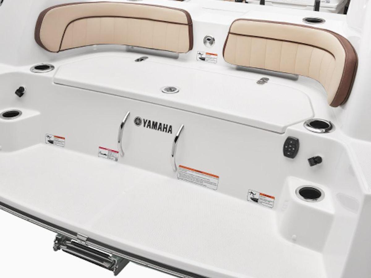 2025 Yamaha Marine 255 FSH Sport H Base