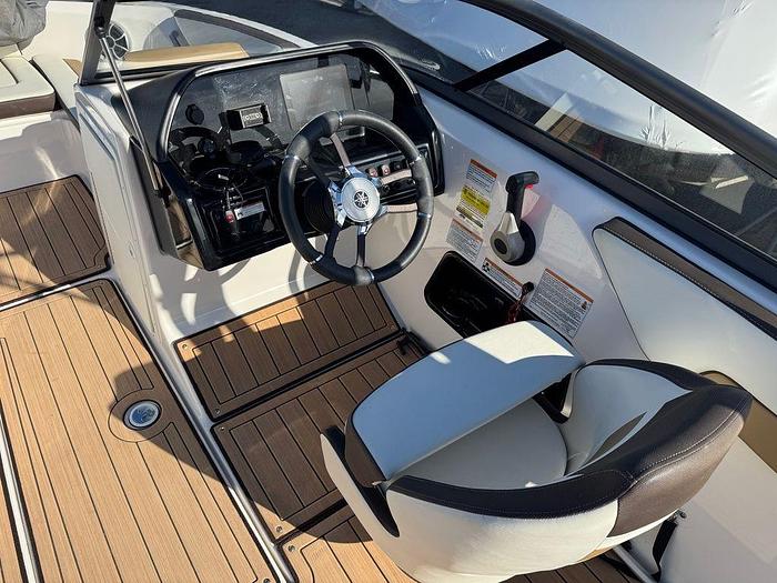 Used 2021 Yamaha Marine 195S