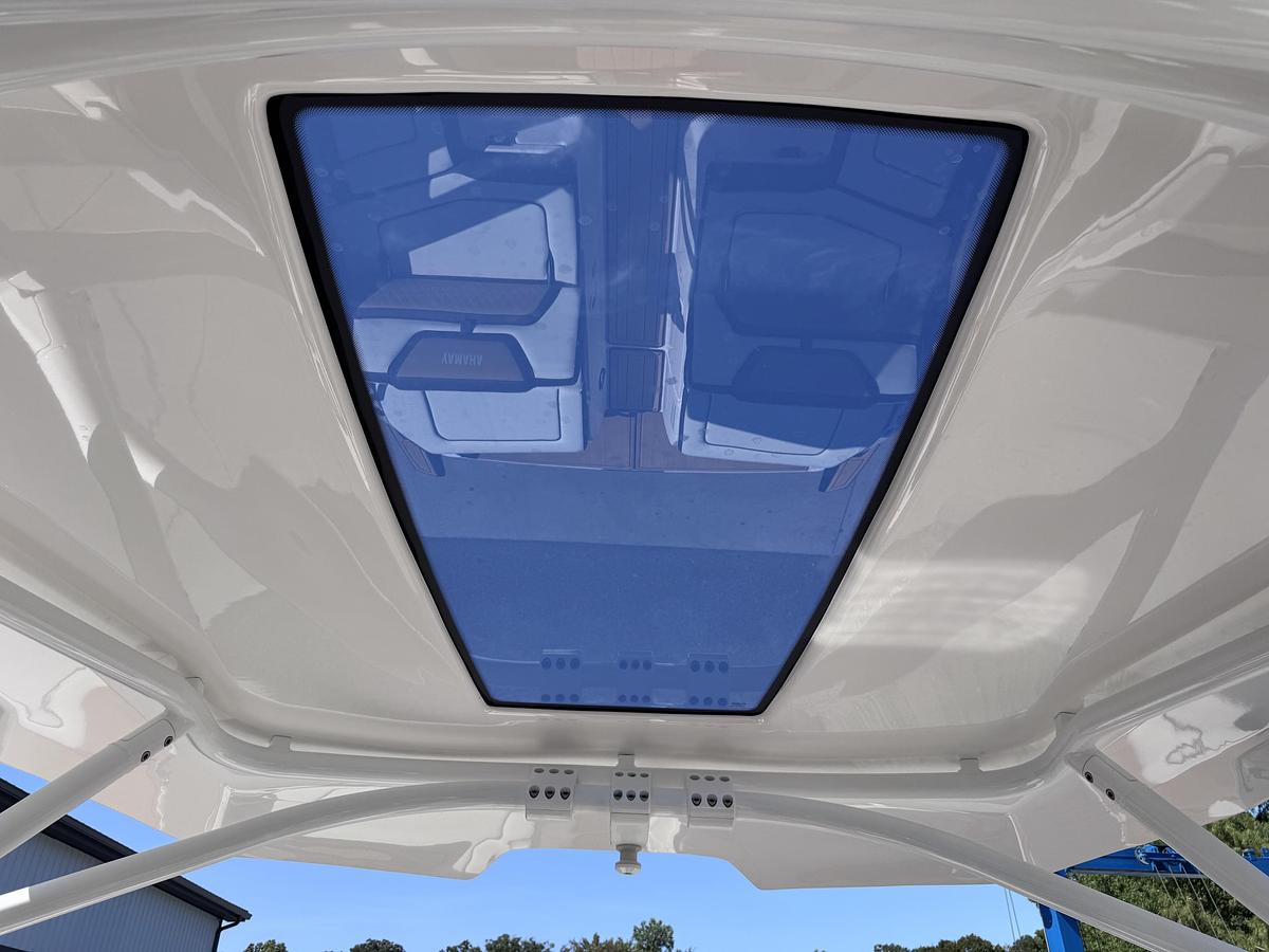 Used 2022 Yamaha 275SD