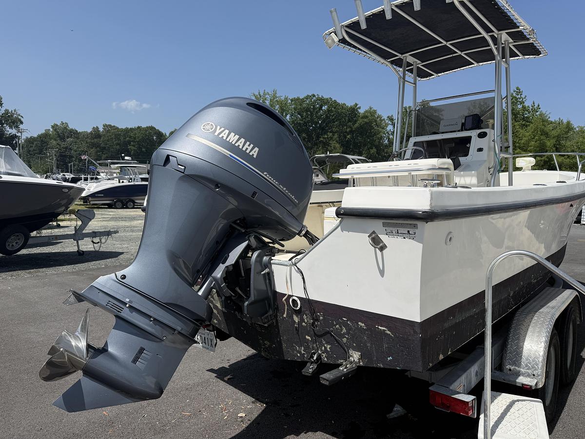 Used 1997 Maycraft 23