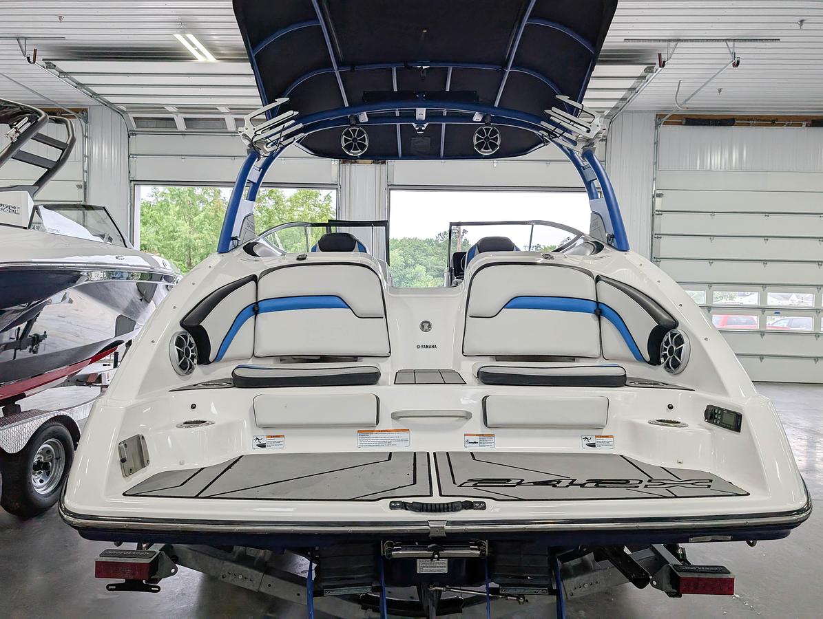 Used 2019 YAMAHA 242X E-SERIES