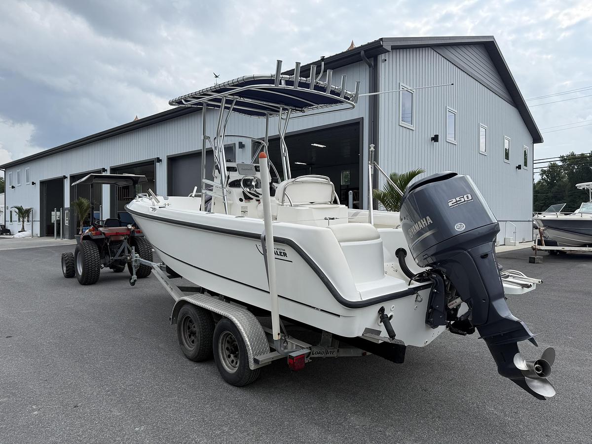 Used 2006 Boston Whaler 210 Outrage