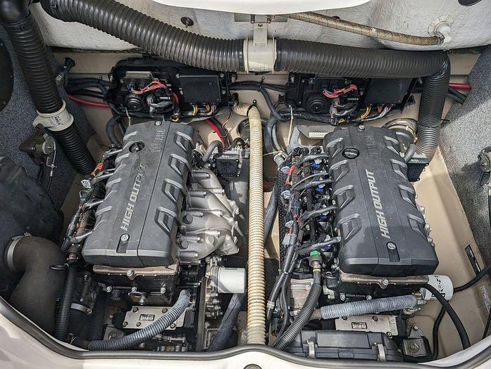 Used 2014 Yamaha Marine 242 Limited S With Galvanized Trailer