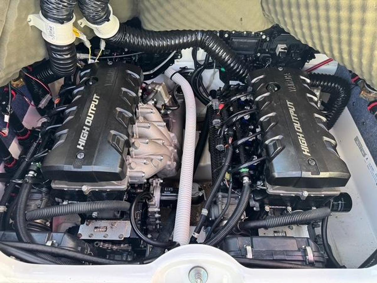 Used 2020 Yamaha 242XE