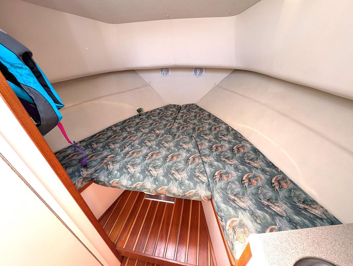 Used 2001 PURSUIT 3070 OFFSHORE