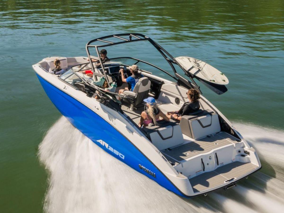 2025 Yamaha Marine AR250 Base