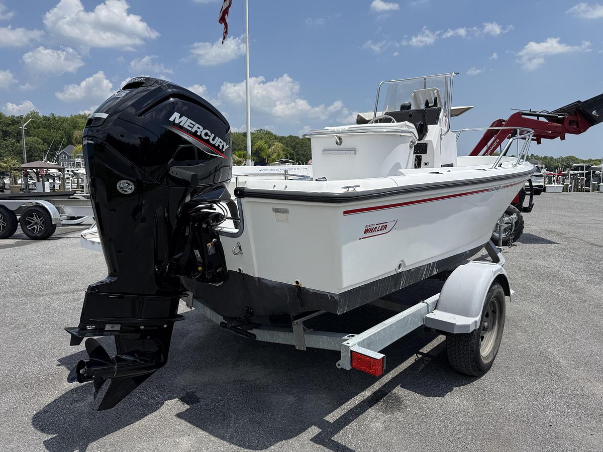Used 1996 Boston Whaler Outrage