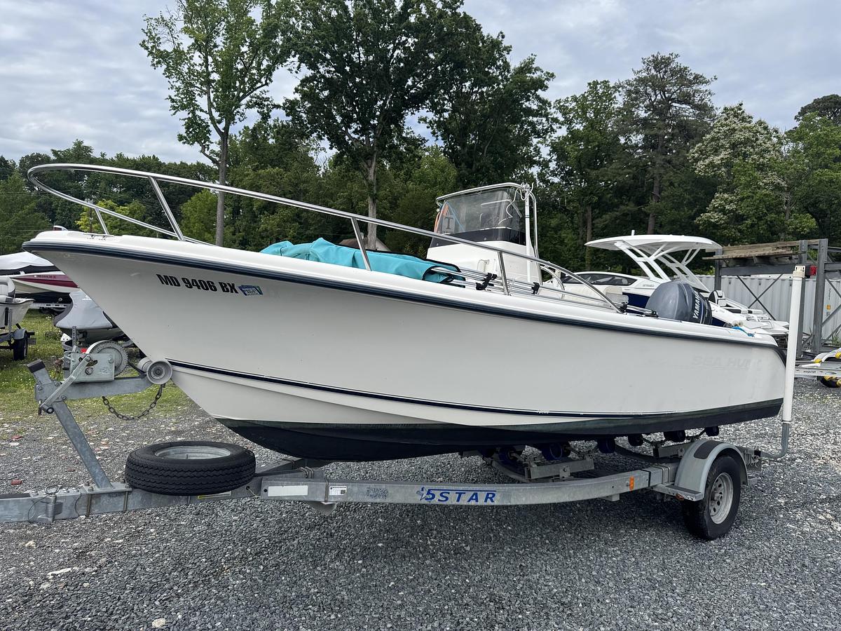 Used 2006 Sea Hunt 186 Triton