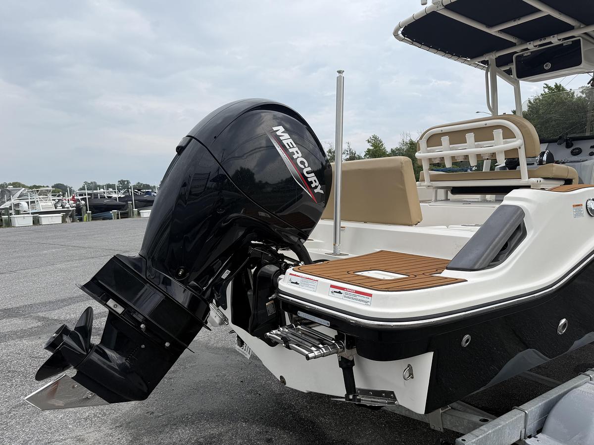 Used 2022 Bayliner Trophy T20CX