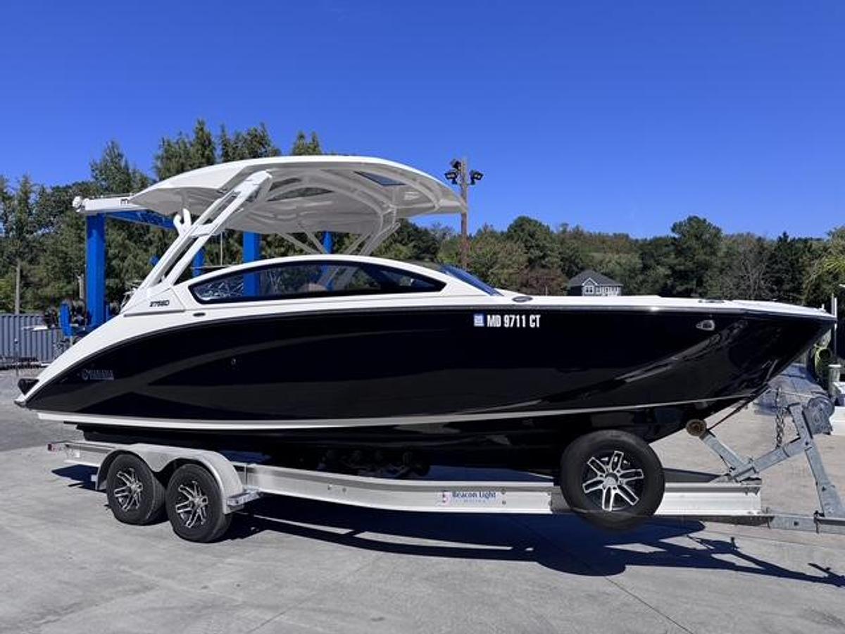 Used 2022 Yamaha 275SD