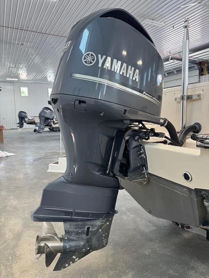 Used 2011 Grady White 275 Freedom