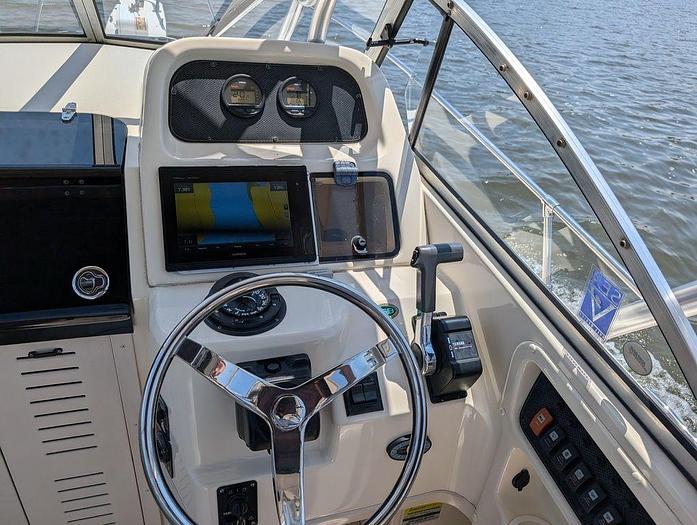 Used 2004 Grady White 258 Journey