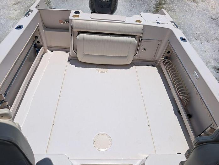 Used 2004 Grady White 258 Journey